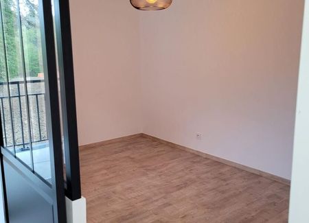 Appartement à louer 2 pièces • 32,57 m2 Émerainville - Photo 2