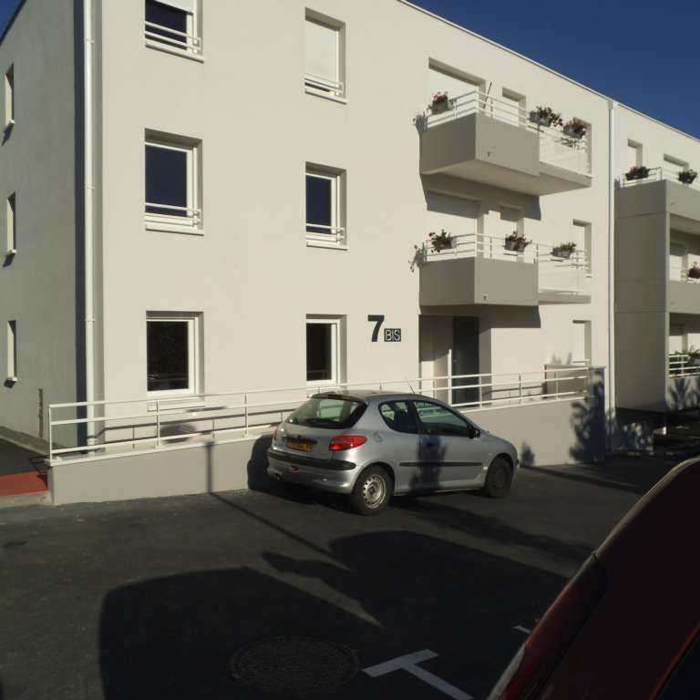 SAINT-HERBLAIN - BOURG - APPARTEMENT T2 - Photo 1