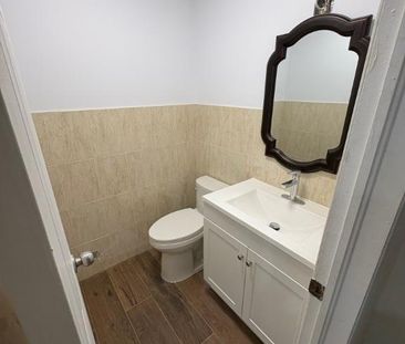 House for rent - Photo 2