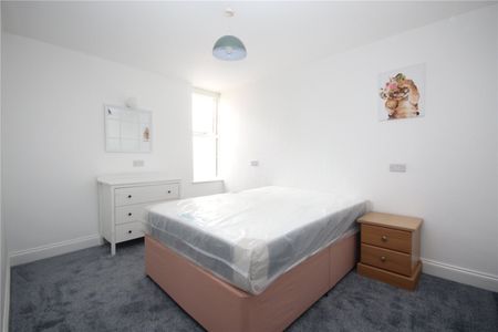 Bickersteth Road, London, SW17 9SH - Photo 4