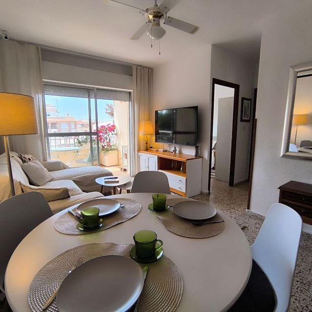 Alquiler de piso en Calle Almirante Cervera, 11 - Photo 1