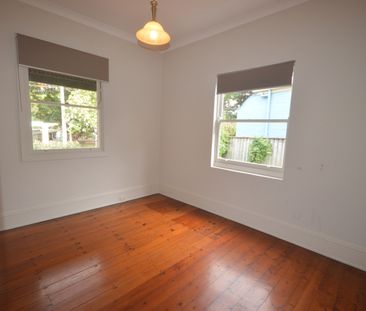 75 STATION STREET, Petersham NSW 2049 - House For Rent | Domain - Photo 3