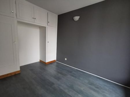 Location Appartement 4 pièces 67m² CHAMBERY 73000 - Photo 3