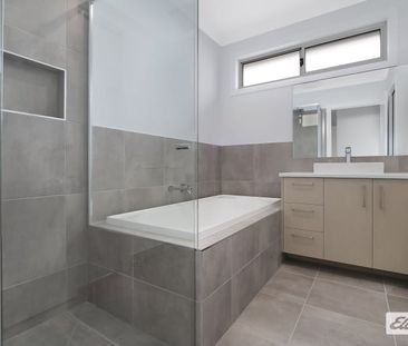 Brand new living! - Photo 6