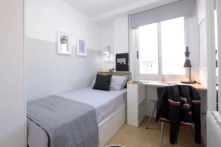 Calle Rodríguez de Cepeda, Valencia, Valencian Community 46021 - Photo 2