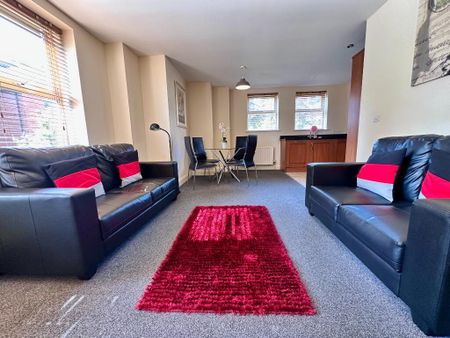 50 Fortwilliam Demesne, Fortwilliam Park, Belfast, BT15 4FD - Photo 2