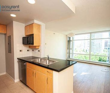 MUST SEE BRIGHT 1 BED 1 BATH @ AQUARIUS II AVAIL NOW - Photo 1