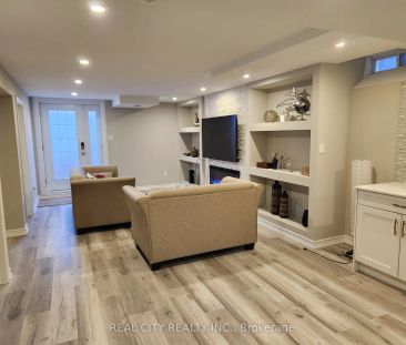 2364 Equestrian Crescent #Basement - Photo 4