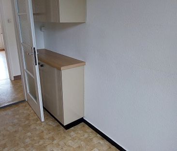Heimelige 4 Zimmerwohnung an zetnraler Lage - Photo 5