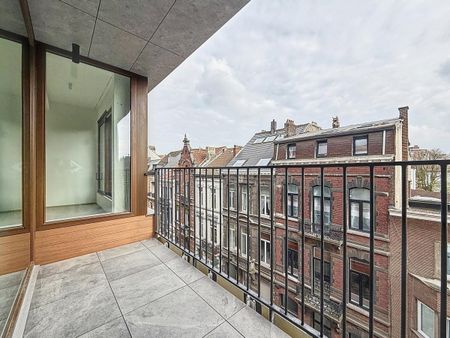 JOURDAN: Beautiful new 4 bedroom apartment + terrace - Photo 3