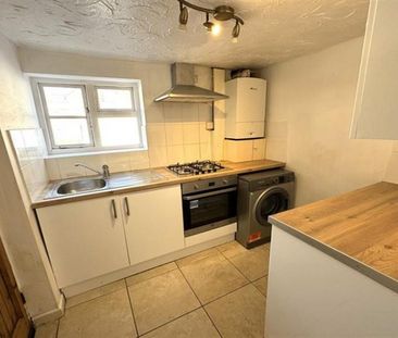 2 Bedroom Terraced To Let - Photo 4