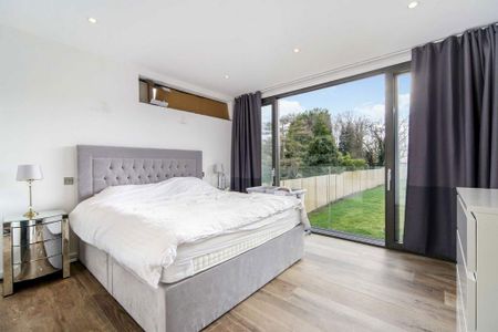 3 bedroom detached house to rent - Photo 3