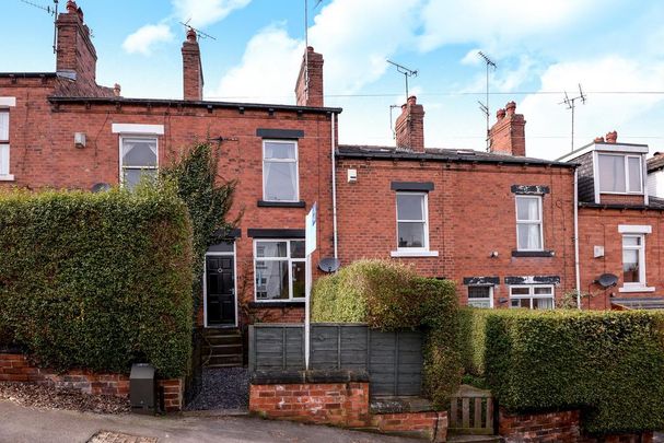 3 bedroom terraced house to rent - Photo 1