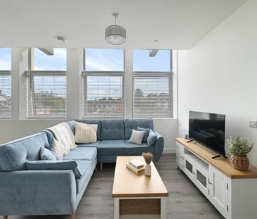 Peterborough - Photo 3