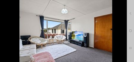 Warm 3 Bedroom Home - Low Maintenance - Glengarry - Photo 4