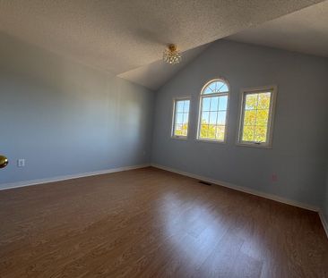 For Lease - 83 Novella Road, Vaughan, Ontario - Photo 4