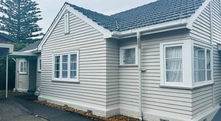 Comfort, Space & Convenience in a Prime Location - Photo 5