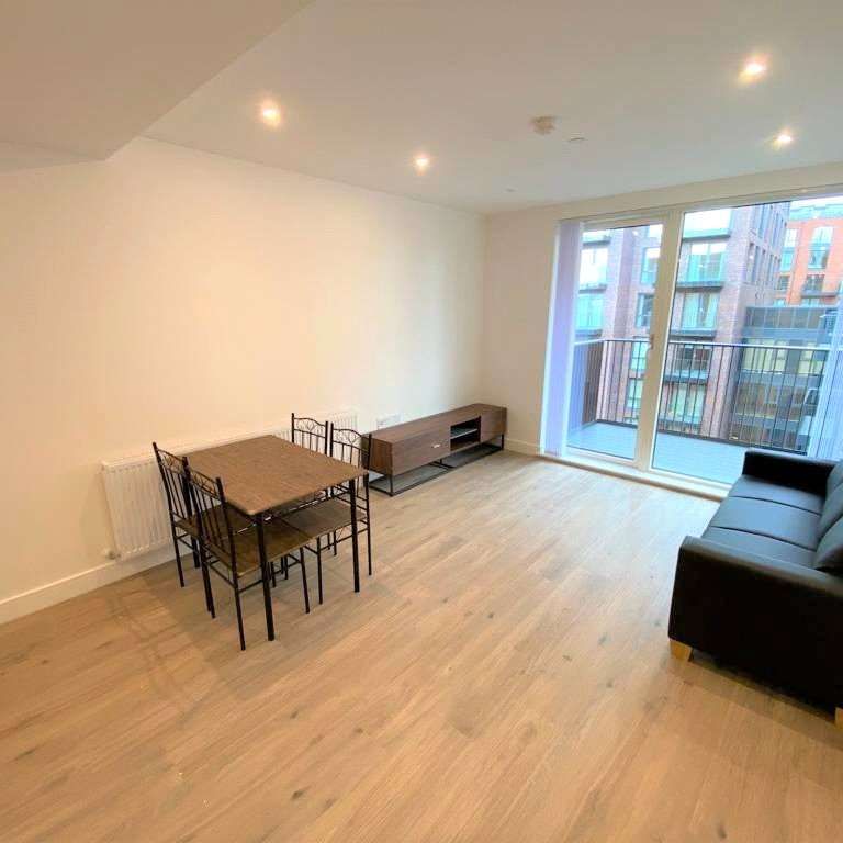 AVAILABLE OCT 15TH | Part Furnished Two Double Bedroom Apartment | Large Private Balcony | Located on the 6th floor in the stunning Snow Hill Wharf Development - Photo 1