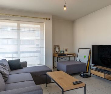 Appartement te huur in Mariakerke voor € 770 met 2 slaapkamers - Photo 1