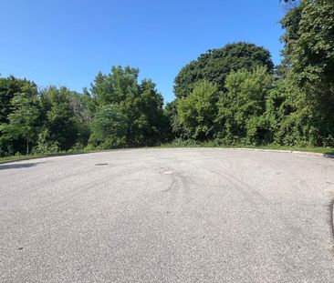 For Lease - 2451 Loanne Drive Unit# LOWER, Mississauga, Ontario - Photo 2