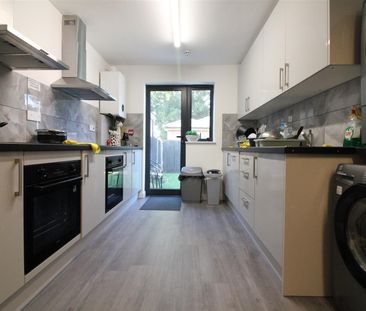 Kingsway, Hayes - Photo 4