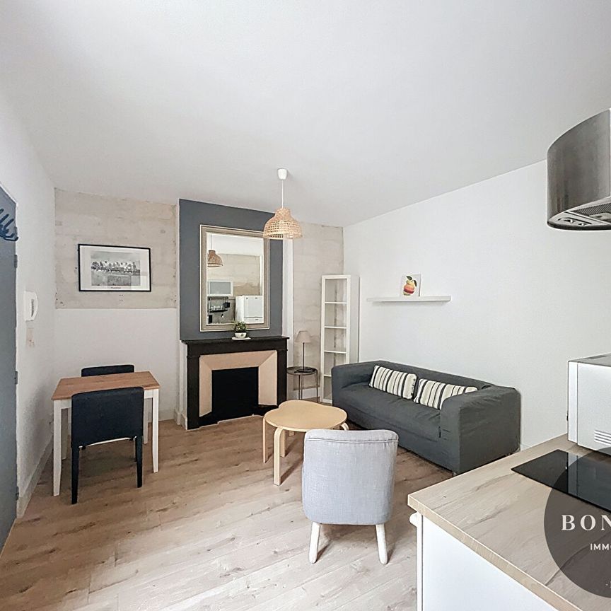 A LOUER AVIGNON (84000) INTRA-MUROS : charmant T1 BIS meublé - au coeur du centre ville !, - Photo 1