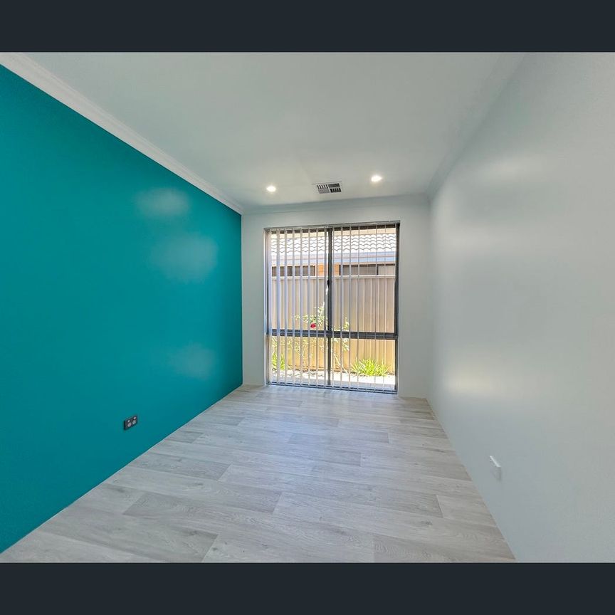 47 Canopy Circuit, Forrestfield, WA 6058 - Photo 1
