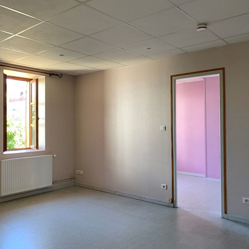 RUE DE LONGVIC – T2 – 37 m² - Photo 1