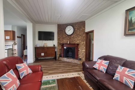 11 Florence Street, Berridale. - Photo 3