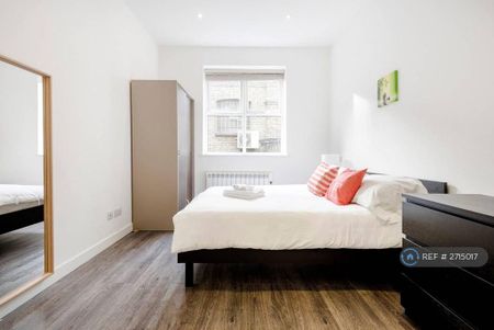 2 bedroom flat to rent - Photo 5