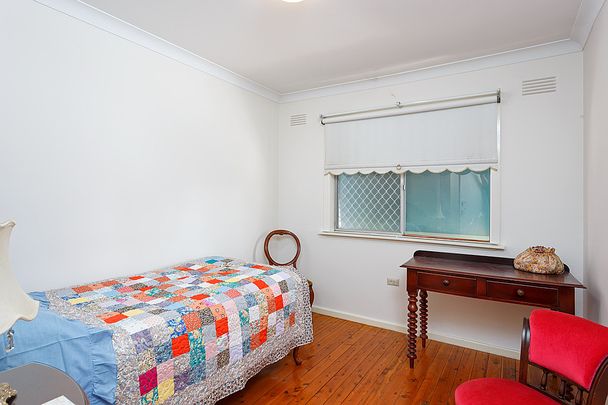 19 Vasey St, Ashmont NSW 2650 - Photo 1
