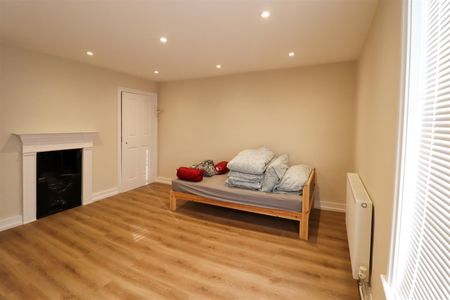 82 Main Street, Witchford - Photo 5