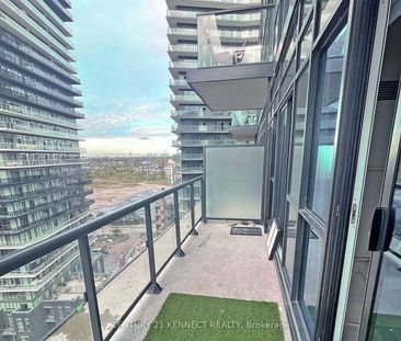 Lakeshore Blvd/Park Lawn Rd Beautiful 1Bdrm +Den Open Concept Floor - Photo 2