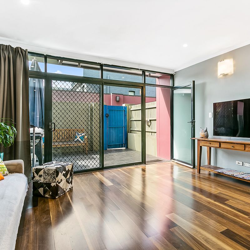 4/17-21 Lord Street, Newtown NSW 2042 - Townhouse For Rent | Domain - Photo 1