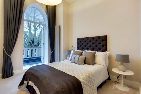 4 bedroom flat to rent - Photo 2