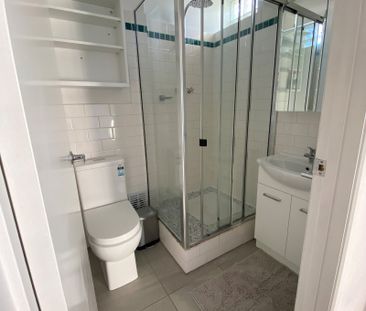 Beachside Bliss – Renovated Studio with Balcony & Parking! - Photo 6