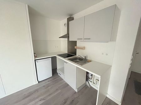 Location Appartement 2 pièces 34m² - Photo 5