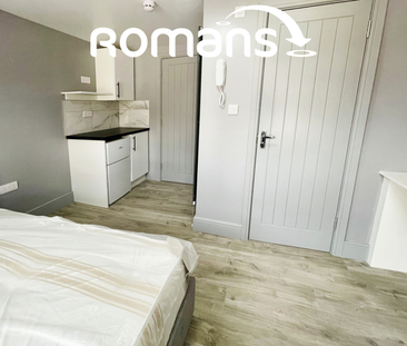 1 bedroom in a house share to rent - Photo 5