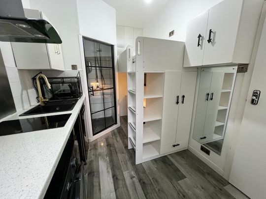 Studio Flat, Victoria Park, M14 - Photo 1