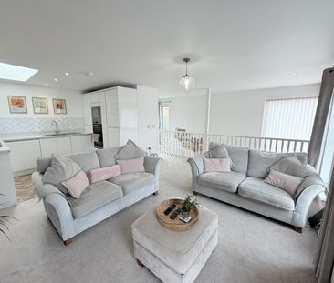 2 bedroom House To Let - Photo 1