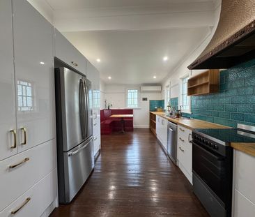 17 Avondale Avenue, East Lismore NSW 2480 - House For Rent | Domain - Photo 5