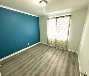 For Lease - 7 Kingsmere Crescent, Brampton, Ontario - Photo 5