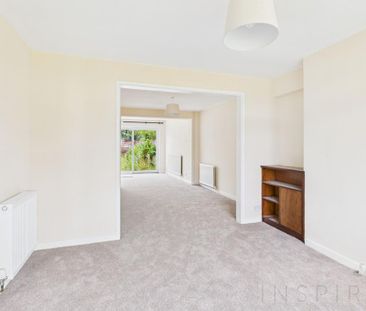 3 bedroom semi-detached house to rent - Photo 2