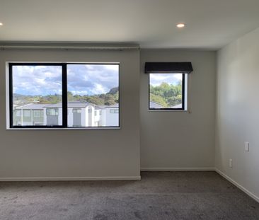 Unit 1, 18 Kaimai Avenue, Massey, Auckland - Photo 3