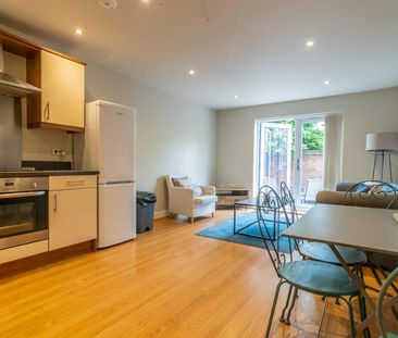 Flat 4, Lodge Farm Gardens - Photo 6