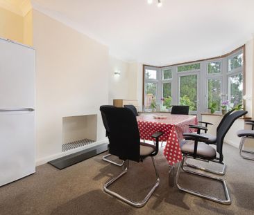 4 bedroom semi-detached house to rent - Photo 1