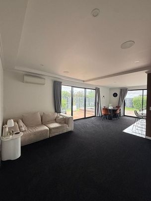 Spacious 3-Bedroom Home in Sovereign Palms - Photo 1