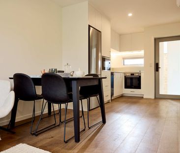 1 Helen Jenepher Lane, Mount Wellington - Photo 3