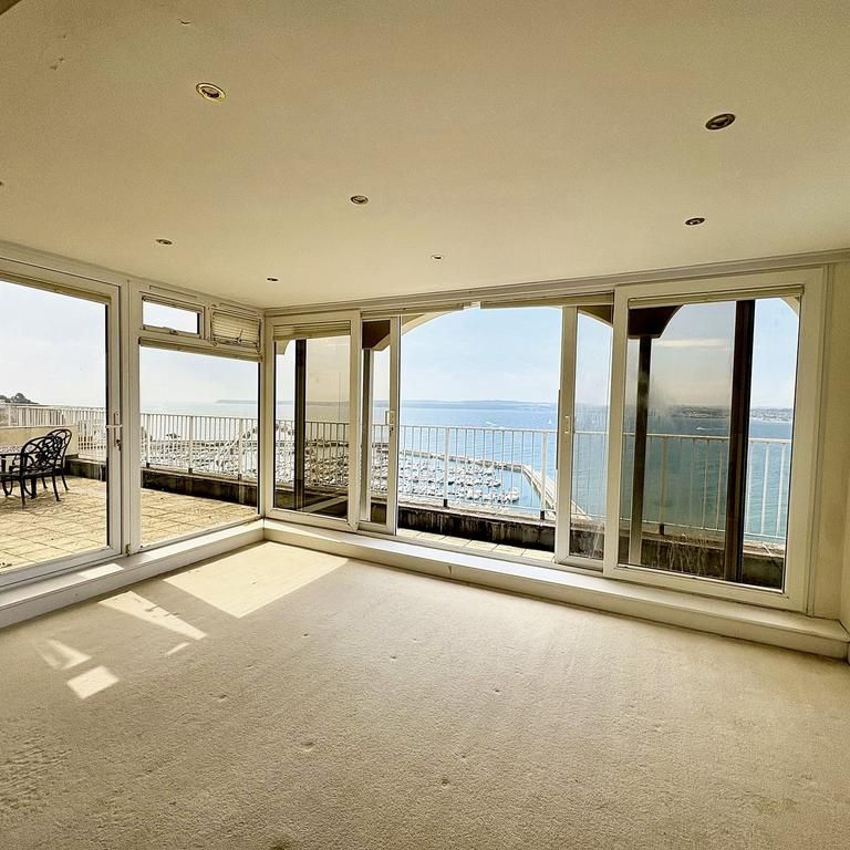 4 bedroom maisonette to rent - Photo 1