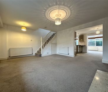 2, South Lee, Horsforth, Leeds, West Yorkshire, LS18 5LX - Photo 2